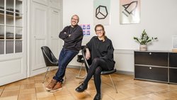 Élaboré par les deux cofondateurs Sébastien Fasel et Fabienne Kilchör, le concept se devait de refléter la topographie unique du territoire suisse.