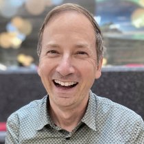 Eric Fingerhut, cadre chez Roche, a rejoint le club Toastmasters en 2019.