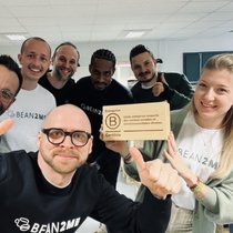 Bean2me est devenu le premier opérateur de café certifié B Corp en Suisse en 2024, une information mise en avant par l’équipe lors de son crowdfunding.