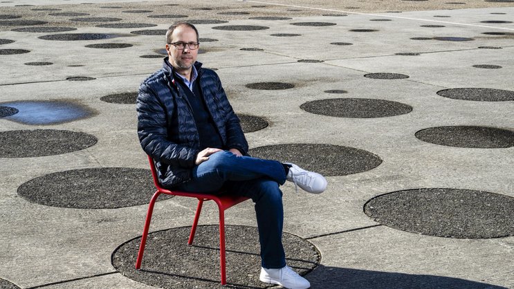 Après vingt-deux ans à la tête de Nexthink, le cofondateur Patrick Hertzog a récemment tourné la page. Son départ intervient après un nouveau tournant pour l’entreprise vaudoise, désormais valorisée à plus de 3 milliards de dollars.