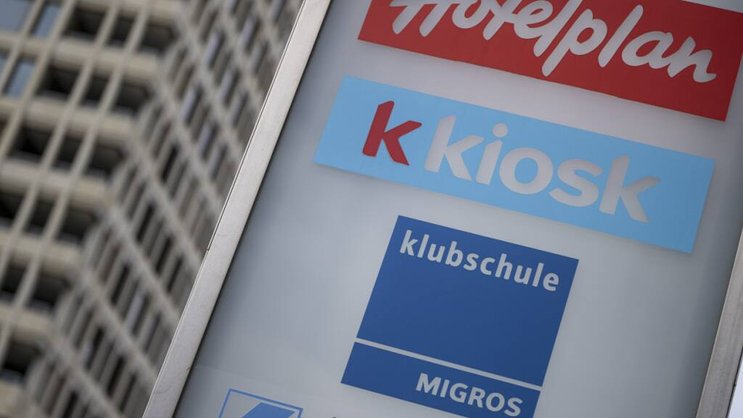Trois mois après l'acquisition d'Hotelplan, Dertour Suisse se réorganise et prévoit de supprimer 250 postes d'ici fin 2027. (archive)