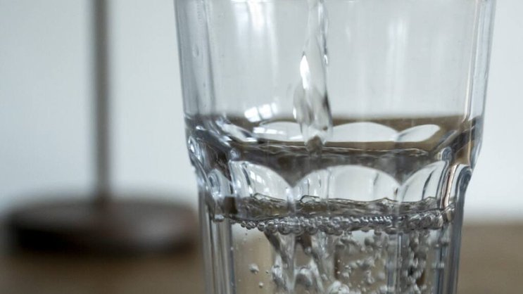 Nestlé Waters, contacté par AWP vendredi, a indiqué ne pas avoir été officiellement informé et ne pas être à l'initiative de ce report.