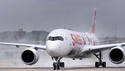 La formation au pilotage des nouveaux Airbus A350 limite la disponibilité du personnel de cockpit. (archive)