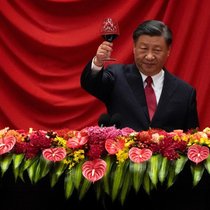 Le président chinois Xi Jinping ne croit guère aux tentatives des pays occidentaux de se détacher de l'économie chinoise.