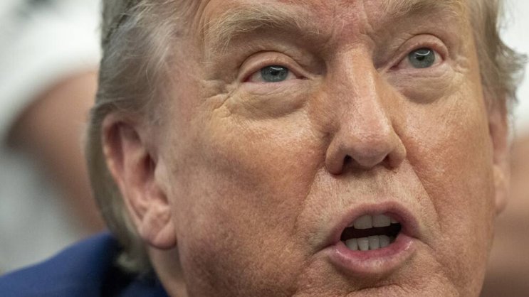 Donald Trump repousse à nouveau l'échéance pour la vente du réseau social TikTok.