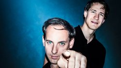 Leurs drones s’infiltrent dans des lieux trop dangereux pour les humains: Adrien Briod (à d.) et Patrick Thévoz.