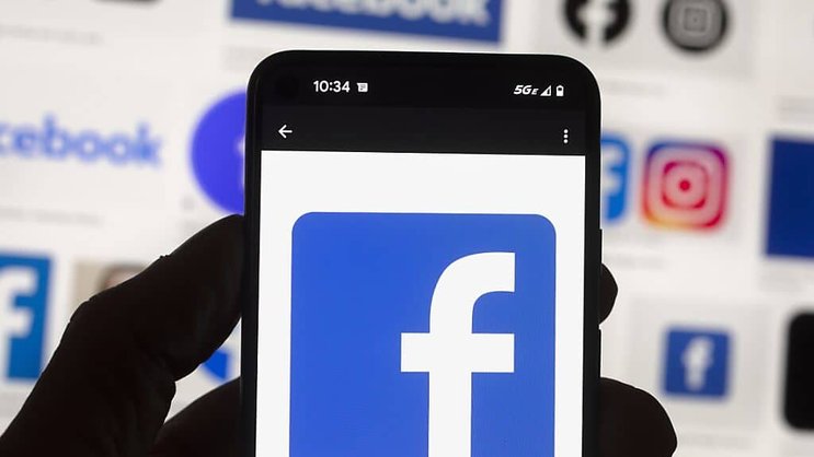 Les abonnés à Meta Verified pourront faire vérifier leur compte sur Facebook et Instagram en fournissant une carte d'identité officielle et ensuite afficher un "badge bleu", signalant qu'ils sont bien la personne qu'ils disent être. (archives)