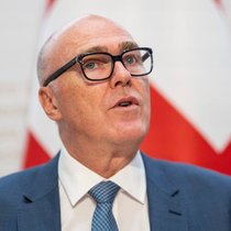 Le ministre de la Défense Martin Pfister est en Belgique ce lundi à la tête d'une délégation parlementaire. Tous vont s'informer sur l'expérience belge avec l'avion de combat F-35.