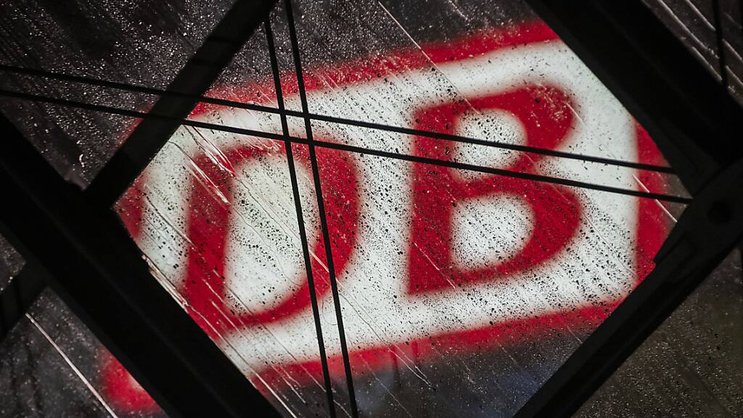 Les chemins de fer allemands espèrent une embellie dès l'année en cours, au prix toutefois du désinvestissement de l'unité logistique DB Schenker notamment. (archive)