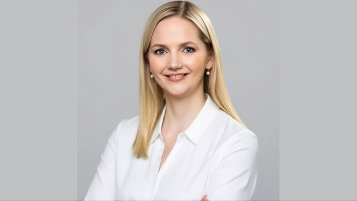 Isabelle Adelt