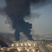 Mardi, de nouvelles attaques iraniennes ont ravivé les craintes des investisseurs. La zone industrielle pétrolière de Fujaïrah, sur la côte est des Emirats arabes unis, a été visée par des drones (archives).