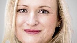 Velina Peneva: Responsable investissements, Swiss Re