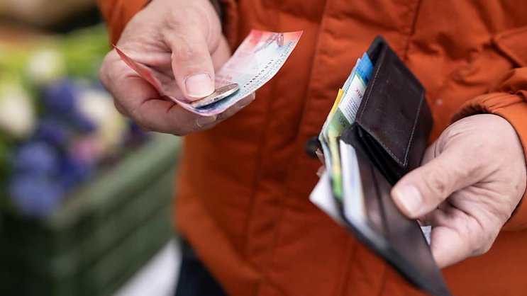 En Suisse, les arriérés de paiement les plus fréquents concernent les impôts et les primes d'assurance-maladie (photo d'illustration).
