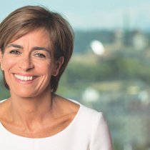 Esther Mamarbachi, journaliste