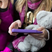 Les géants de la tech sont soupçonnés d'avoir sciemment conçu leurs plateformes pour les rendre addictives pour les plus jeunes. (archive)