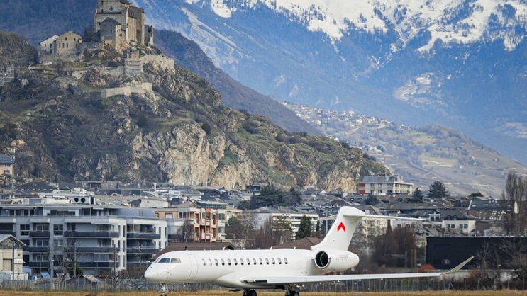 L'aéroport de Sion pourrait, à terme, devenir cantonal (photo d'archives).