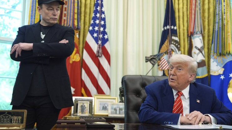 L'homme le plus riche du monde Elon Musk et le président américain Donald Trump ne regardent plus du tout dans la même direction.