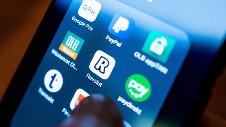 Revolut qui a obtenu une licence bancaire complète au Royaume-Uni, espère désormais en faire de même aux États-Unis (archives).