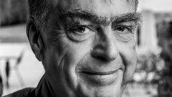 Le milliardaire André Hoffmann publie un livre-plaidoyer pour un système économique qui concilie prospérité et durabilité.