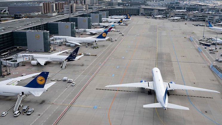 Les aéroports allemands sont encore très loin d'avoir retrouvé leurs passagers d'avant la crise sanitaire, se situant à 80,8% des niveaux de juillet 2019. (archives)
