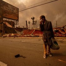 Les incendies ayant ravagé des quartiers huppés de Los Angeles en janvier sont "les feux de forêt les plus coûteux jamais enregistrés", selon le réassureur Swiss Re. (archives)