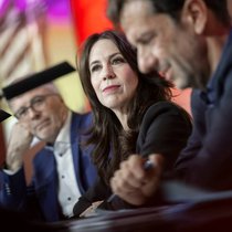 La SSR veut économiser 270 millions de francs d’ici 2029 et couper jusqu'à 900 postes. Photo: la directrice générale de la SSR Susanne Wille (archives).