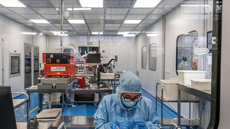 La voie n'est pas encore libre vers un retour à une croissance durable pour les industriels helvétiques, avertissent les auteurs de l'étude. (archive)