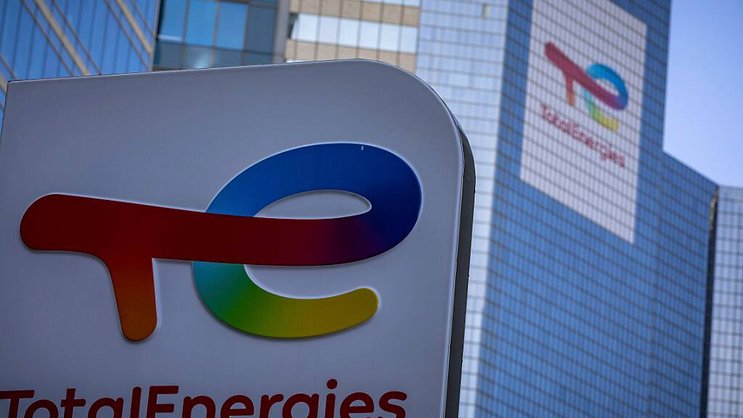 Le pétrolier compte remplacer d'ici 2030 par de l'hydrogène propre les quelque 500'000 tonnes d'hydrogène "gris" qu'il utilise chaque année pour retirer le soufre de ses carburants dans ses six raffineries européennes (archives)
