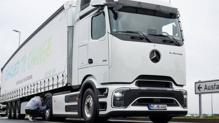 Le constructeur japonais de camions Hino Motors, filiale de Toyota, va fusionner avec Mitsubishi Fuso, filiale de l'allemand Daimler Truck, pour former un champion mondial des poids lourds. (archives)