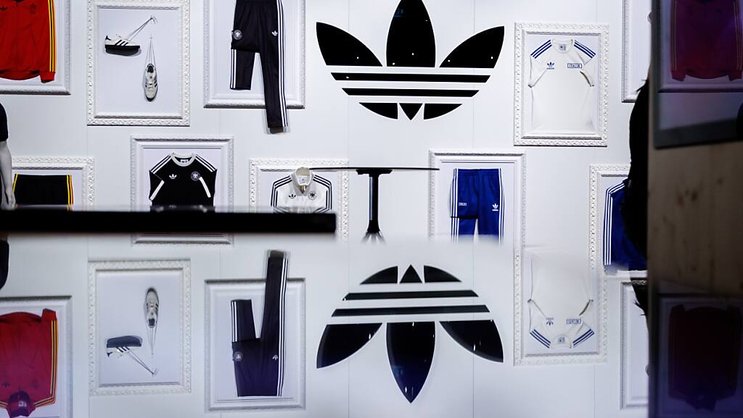 Adidas compte 14 usines en Chine et y a réalisé 15% de ses ventes mondiales en 2023, soit 3,2 milliards d'euros, en croissance de 8% sur un an. (archive)