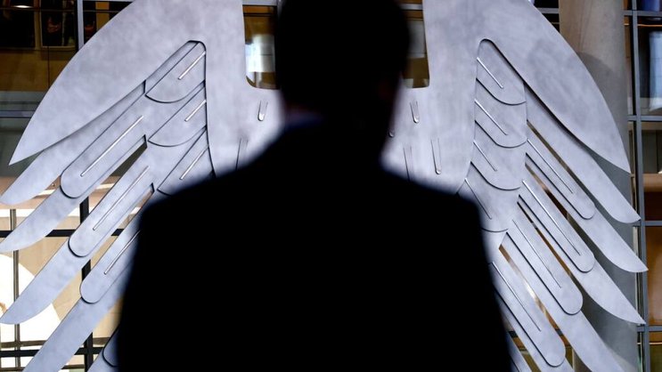 Cet optimisme prudent des milieux financiers s'explique par les risques qui "demeurent importants, en raison de l'incertitude autour de la politique douanière américaine et de l'+automne des réformes+" que s'apprête à lancer le gouvernement allemand, commente Achim Wambach, président du ZEW.