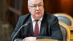 La gauche, avec Pierre-Yves Maillard (PS/VD) en tête, s'est opposée à la primauté des CCT étendues sur les salaires minimaux cantonaux (archives).