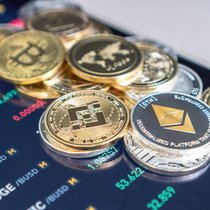 Les cryptomonnaies sont un produit de placement de plus en plus demandé. Dans ce contexte, les premières banques suisses facilitent le négoce et la conservation d’actifs numériques. Comme pour tout placement, il convient de tenir compte des opportunités et des risques.