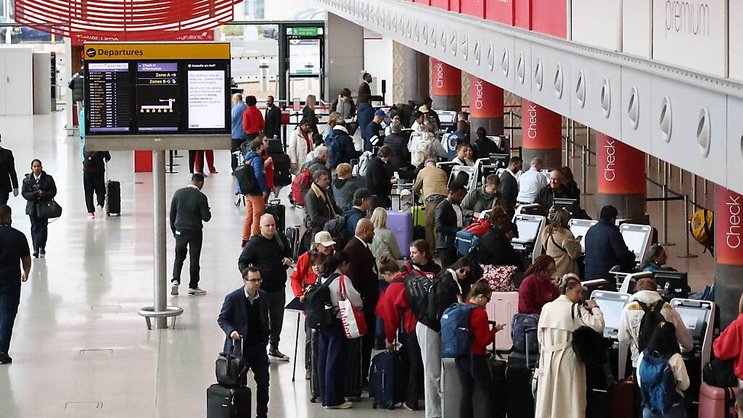 La fermeture de Heathrow a entraîné des perturbations en chaîne dans le trafic aérien mondial, avec de nombreux vols supprimés ou reroutés (archives).