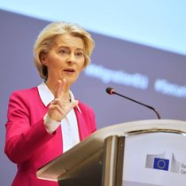 La présidente de la Commission européenne Ursula von der Leyen veut encourager le développement de petits véhicules électriques aux tarifs "abordables". (archive)