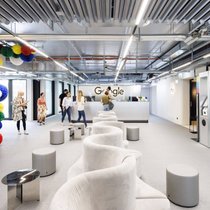 Les très grandes entreprises comme Google proposent des conditions salariales très élevées qui ne permettent pas aux PME de s'aligner.