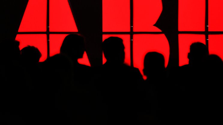 ABB, qui présente pour la première fois ses résultats sans la division Robotics cédée (soit désormais les unités Electrification, Motion et Automation), a enregistré des entrées de commandes en forte croissance de 36% à 10,32 milliards de dollars au quatrième trimestre 2025 (archives).