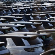 Le mois d'octobre a notamment été marqué par la reprise des activités du constructeur Jaguar Land Rover avec un impact non négligeable sur l'économie britannique (archives).