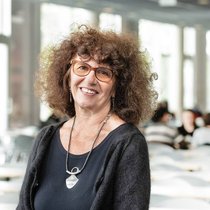 Avant l’enseignement, Nadine Reichenthal a cumulé les expériences entrepreneuriales.