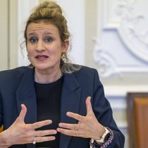 Delphine Bachmann, conseillère d'Etat chargée du département de l'économie et de l'emploi du Canton de Genève, s'était exprimé, lors d'un point de presse du conseil d'Etat le mercredi 12 février 2025 à Genève.