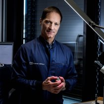 Pour Raphaël Ackermann, CEO de Dubois Dépraz, la longévité de la société horlogère de précision tient notamment à sa capacité à concevoir ses propres produits et à développer l’outil industriel pour les fabriquer.