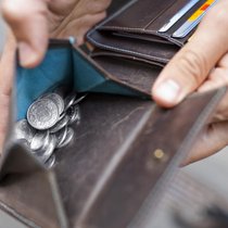 48% des ménages romands sont contraints de surveiller leurs dépenses.