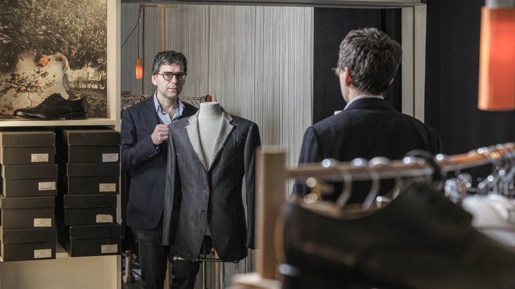Le couturier et tailleur lausannois Harald Péclat.
