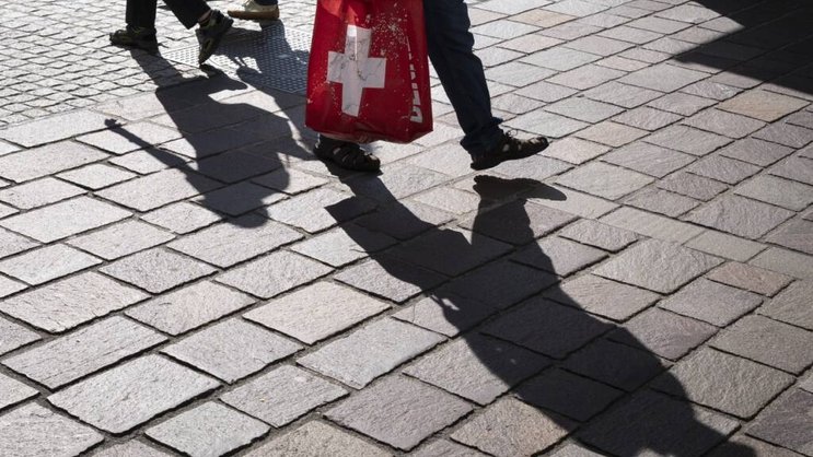 L'indice du climat à la consommation a reculé à -39,9 points le mois dernier, détérioré de 5,3 points sur un an, indique vendredi le Secrétariat d'Etat à l'économie (Seco). Cette baisse est principalement imputable au sous-indice "situation économique à venir".