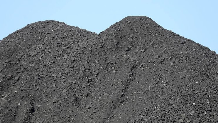 Le charbon, énergie la plus nocive entre toutes, restera dans l'immédiat et de loin la première source de CO2 du système énergétique mondial.