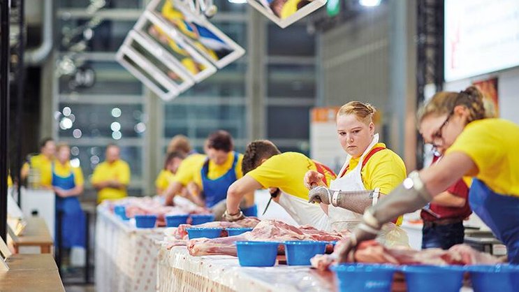 Les métiers de bouche, comme la boulangerie et la boucherie (ici le concours SwissSkills), sont de plus en plus boudés par les jeunes.