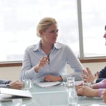 Les changements actuels du monde du travail exigent une adaptation constante des CEO.