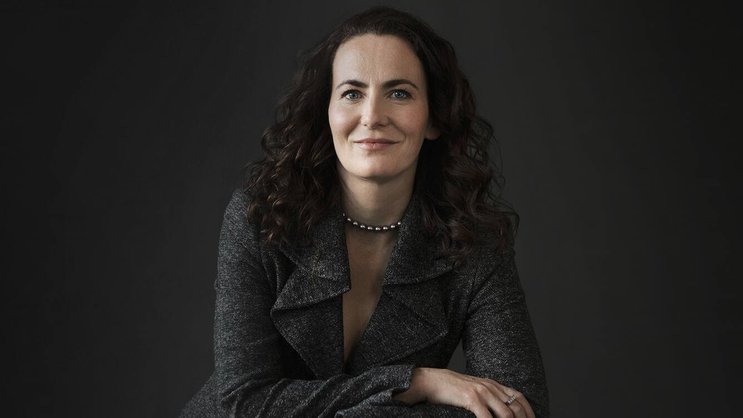 Isabelle Wildhaber est professeure ordinaire de droit privé et économique à l'Université de Saint-Gall et directrice générale de l'Institut de recherche sur le travail et les environnements de travail (FAA-HSG).