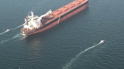 L'escalade militaire sur le pourtour du Golfe persique a déjà enjoint plusieurs armateurs à dérouter leurs navires pour éviter le passage hautement stratégique du détroit d'Ormuz. (archive)