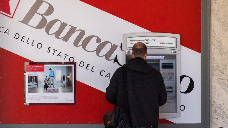 Ce sont moins les systèmes techniques que les facteurs humains - en l'occurrence les clients des banques - qui constituent les principales portes d'entrée de l'escroquerie. (archives)